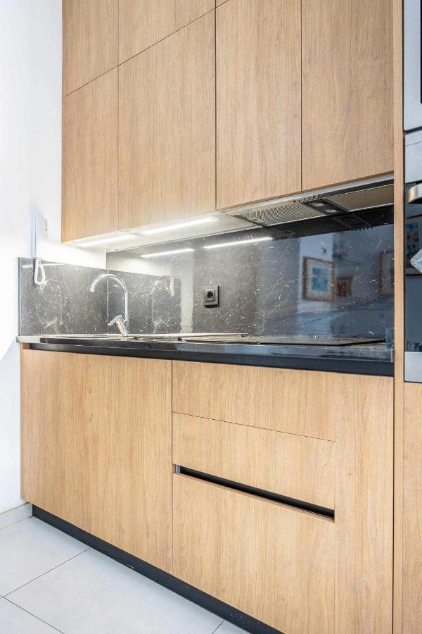 Comfy Away - Exclusivo Mercado De Triana Con Balcon Apartamento
